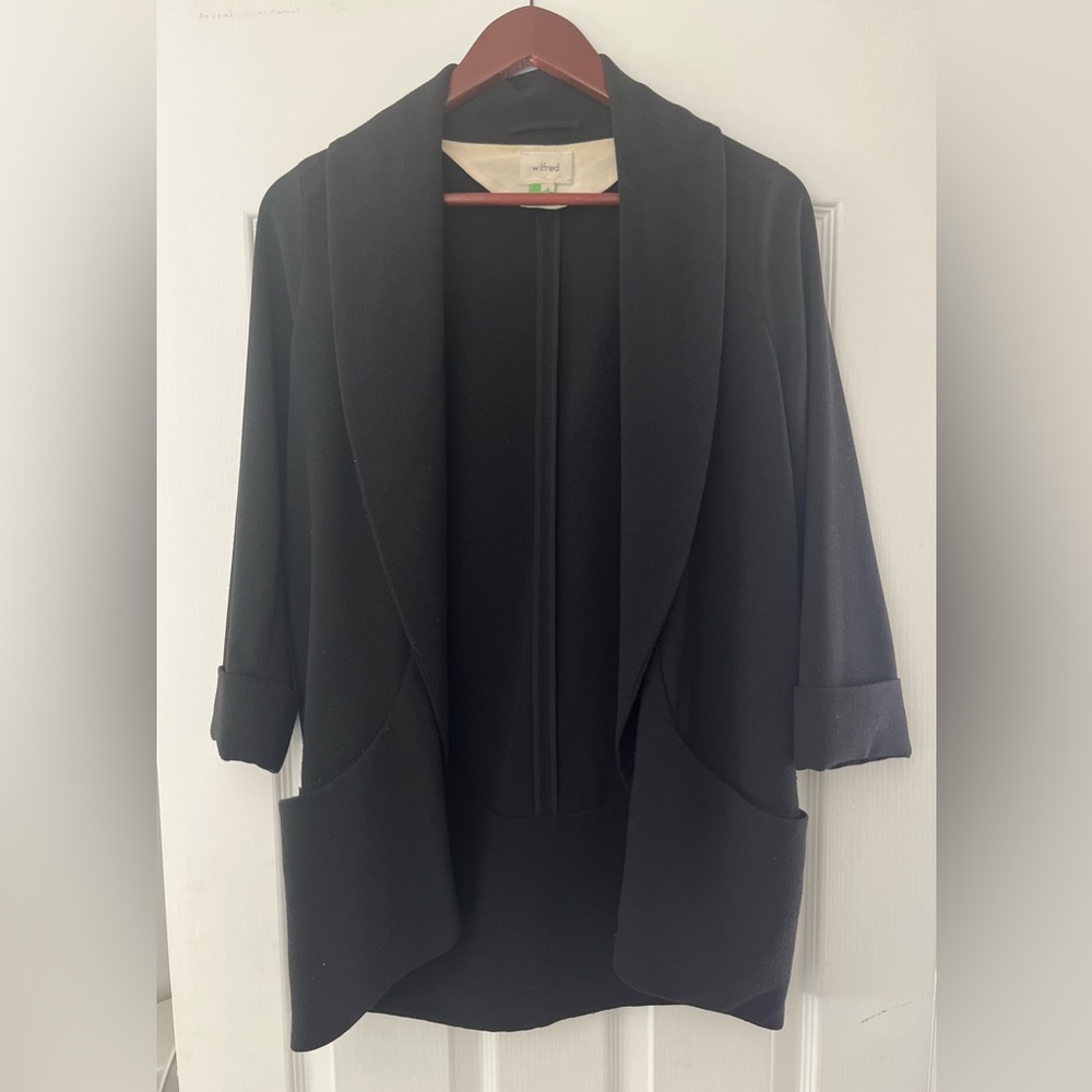 Aritzia wilfred chevalier jacket. Size 6